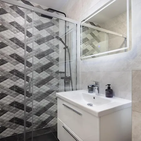 Dalmatian Olive Apartament *