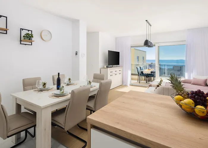 Dalmatian Olive * Makarska