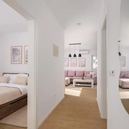 Dalmatian Olive Apartment